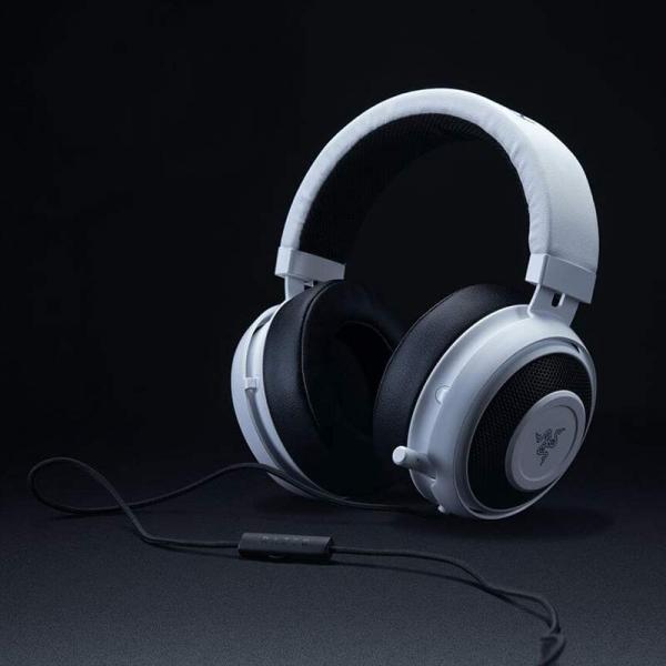 Razer Kraken PRO V2 White Gaming Headset Oval Ear Cushions (RZ04-02050500-R3M1)